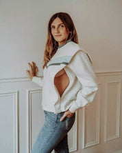 Still-Sweatshirt Chloé – Seitenansicht mit Stillfunktion. Dezente seitliche Reißverschlüsse für einfaches und diskretes Stillen.