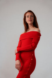 Rotes Merinokleid Céphée mit langen Ärmeln – Knopfsystem sichtbar, modulares Design, elegante französische Damenmode