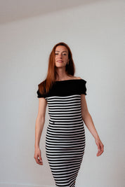 Céphée Kleid in Schwarz-Weiß gestreift, ärmellos und elegant, hergestellt in Frankreich aus hochwertigem Material